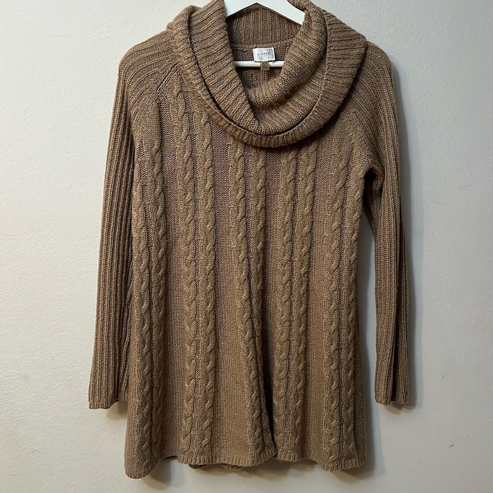 Cupio Sweater size M